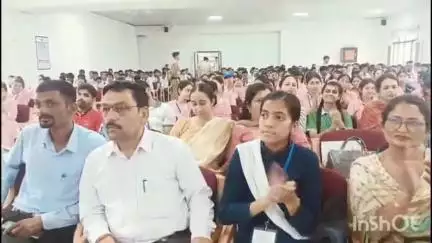मंडी: मंडी में नशा मुक्ति के लिए जागरूकता कार्यक्रम, सरदार पटेल यूनिवर्सिटी में 18 प्रतिभागियों ने लिया हिस्सा