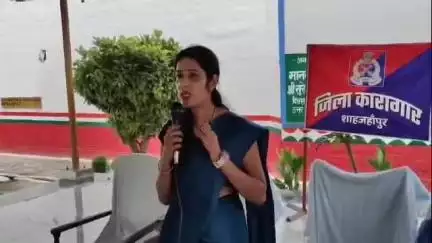 शाहजहांपुर: जिला जेल में नशा मुक्ति के देशव्यापी आंदोलन अभियान कौशल के तहत कैदियों को नशा मुक्ति के प्रति किया गया जागरूक