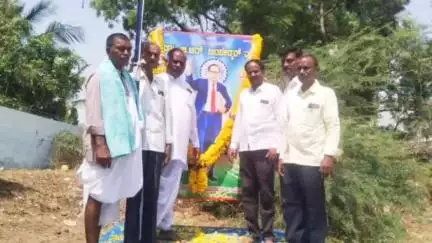 ಗುರುಮಿಟ್ಕಲ್: ಚಿನ್ನಾಕಾರ ಗ್ರಾಮದಲ್ಲಿ ಅಂಬೇಡ್ಕರ್ ಭವನ ನಿರ್ಮಾಣ ಸ್ಥಳ ವಿವಾದ, ಗ್ರಾಮದಲ್ಲಿ ದಲಿತರಿಗೆ ಬಹಿಷ್ಕಾರ ಆರೋಪ