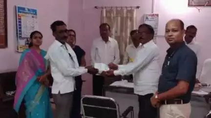 सेलू: नैसर्गिक आपत्तीमध्ये बैल दगावलेल्या शेतकऱ्यांना सिंदी कृषी उत्पन्न बाजार समितीचा मदतीचा हात