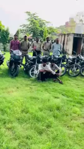 जयपुर: ब्रह्मपुरी थाना पुलिस ने बाइक चोरी करने वाले गिरोहों का खुलासा करते हुए 2 बदमाशों को गिरफ्तार कर 8 बाइक की बरामद की