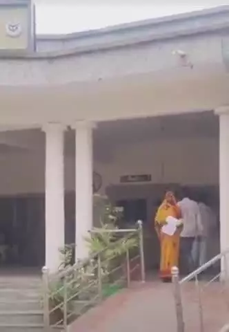नवाबगंज: पुश्तैनी ज़मीन पर कब्जे के विवाद में महिला ने देवर पर गंभीर आरोप लगाए, जिलाधिकारी को प्रार्थना पत्र सौंपा