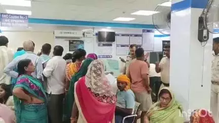 ब्रह्मपुर: एसडीपीओ ब्रह्मपुर के एक दर्जन बैंकों की विधि व्यवस्था जांचने पहुंचे, लापरवाही न बरतने के दिए निर्देश