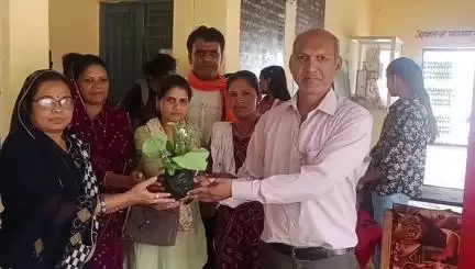 शासकीय उच्चतर माध्यमिक विद्यालय कहानी में वृक्षारोपण हुआ कहानी से मनोज सेन की रिपोर्ट