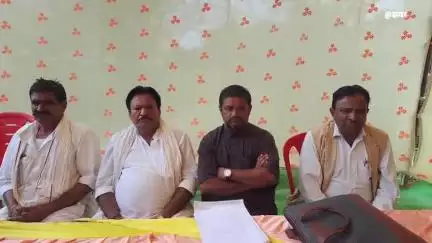खंडवा नगर: इंदिरा सागर बांध के विस्थापितों का एनएचडीसी कार्यालय के सामने तीन दिवसीय धरना प्रदर्शन