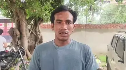 बिसौली: दबथरा गांव के युवक ने कुछ लोगों पर तालाब को जाने वाली नाली बंद करने का आरोप लगाते हुए एसडीएम से की शिकायत