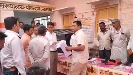 पोकरण: पंडित दीनदयाल उपाध्याय अंतोदय संबल पखवाड़े के शिविर का DM ने किया निरीक्षण, अधिकारियों को समस्या समाधान के दिए निर्देश