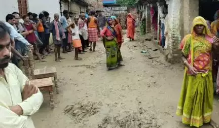 शिवाजी नगर: परसा पंचायत के वार्ड 3 में खेत में ठनका गिरने से किसान की मौत, परिवार में मचा कोहराम