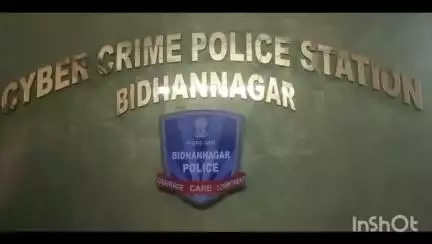 রাজারহাট: শেয়ার মার্কেটে ইনভেস্ট করার নামে প্রতারণার অভিযোগে বিধাননগর সাইবার ক্রাইম থানার পুলিশের জালে মূল অভিযুক্ত