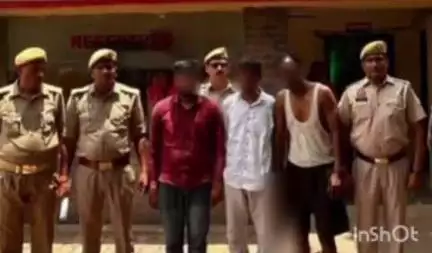 आगरा: 9 वर्षीय बालिका को देह व्यापार कराने की घटना में संलिप्त 1 महिला सहित 4 अभियुक्तों को कोड ग्राउंड के पास से दबोचा गया