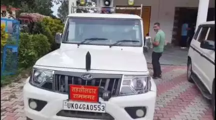 रामनगर: पंचायत चुनाव को लेकर रामनगर एसडीएम ने ब्लॉक कार्यालय में अधिकारियों की बैठक की, अति संवेदनशील बूथों पर रहेगी निगरानी