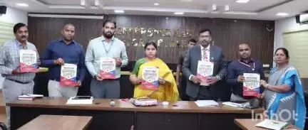 ప్రభుత్వ లక్ష్యాల సాధనలో బ్యాంకర్లు తోడ్పాటు అందించాలికలెక్టర్ డాక్టర్ సత్య శారద బ్యాంకర్లతో డిఎల్ఆర్సి సమావేశం