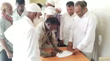 बुरहानपुर: शहर की जनसमस्याओं को लेकर एमआइएम पार्टी ने जनसुनवाई में डिप्टी कलेक्टर को ज्ञापन दिया, आंदोलन की चेतावनी