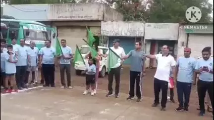 आगर: आगर जिला मुख्यालय पर 'जिंदगी को हाँ-नशे को ना' थीम पर मैराथन दौड़ का हुआ आयोजन, कलेक्टर और एसपी भी हुए शामिल