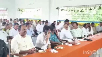దామర మండల కేంద్రంలోని రైతు వేదికలో రైతు భరోసా సంబరాలలో పాల్గొన్న పరకాల ఎమ్మెల్యే రేవురు ప్రకాష్ రెడ్డి