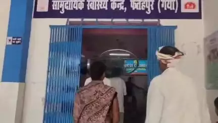 फतेहपुर: बंदरों के आतंक से लोग परेशान, वन विभाग की टीम पकड़ने के लिए पहुंची