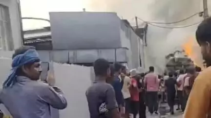 जगाधरी: खजूरी रोड पर तारों से छूने पर भूसे की ट्राली में लगी आग, नुकसान हुआ, पर कोई हताहत नहीं