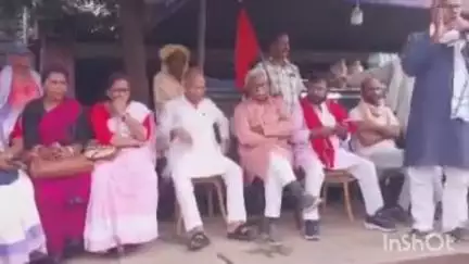 अरवल: प्रसादी इंग्लिश में भाकपा माले द्वारा 'बिहार बदलो, सरकार बदलो' यात्रा आयोजित, स्थानीय नेताओं ने जनसमर्थन का आह्वान किया