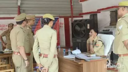 नवाबगंज: सफदरगंज में पुलिस अधीक्षक बाराबंकी ने सदर सर्किल के सभी थानों के विवेचकों के साथ गोष्ठी कर दिए आवश्यक निर्देश