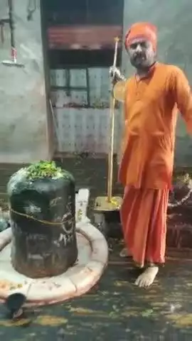 Ara Bihar Hara budhwa Mahadev Mandir Ara pujari ke dwara yah video jari Kiya ja raha hai Ramakant Giri is video ke jitna