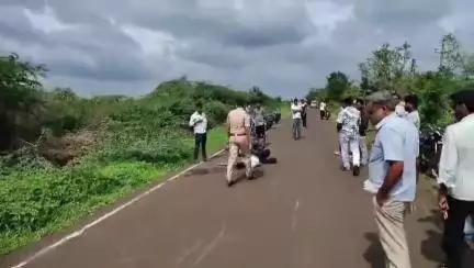 ಜಮಖಂಡಿ: ಆಲಬಾಳ ಗ್ರಾಮದಲ್ಲಿ ಯಮಸ್ವರೂಪಿ ಬೈಕ್ ಗೆ ವ್ಯಕ್ತಿ ಬಲಿ