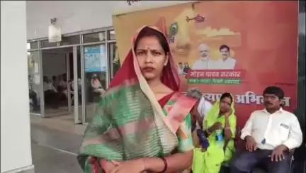 सिंगरौली: पति से प्रताड़ित महिला पहुंची एसपी की जनसुनवाई में, एएसपी से लगाई न्याय की गुहार