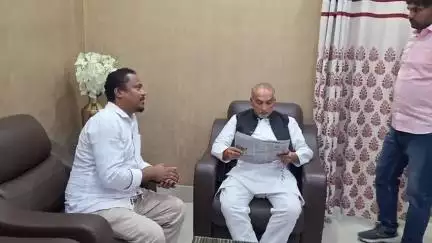 सिमडेगा: 2 किलो पनीर से 75 खिलाड़ियों को खिलाने पर कांग्रेसी नेता ने लोक लेखा समिति सभापति से की शिकायत