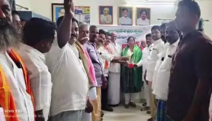 ఓబులవారిపల్లె: ఏపీఎండిసి ఆర్ఆర్ సెంటర్ సమస్యలు పరిష్కరించాలని సిపిఓ, తాసిల్దార్ కు వినతి