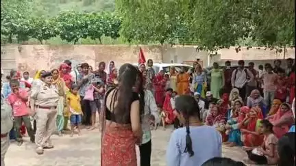 नारनौल: जिला महेंद्रगढ़ पुलिस ने नुक्कड़ नाटक से लोगों को नशे के प्रति किया जागरूक