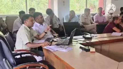 दौसा: सड़क दुर्घटनाओं में कमी लाने के लिए जिले के सभी थानों के अनुसंधान अधिकारियों का आईरेड प्रशिक्षण एसपी ऑफिस में हुआ