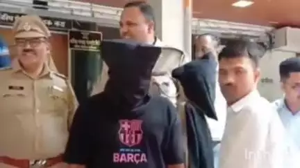 ठाणे: सेवानिवृत्त महिलेच्या घरात अत्यंत शितापीने केली होती17लाखाची चोरी,घराला लावण्यासाठी घेतलेला लॉकने फुटले आरोपींचे भिंग