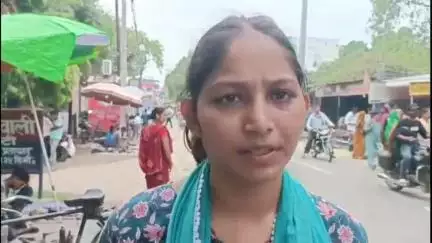 प्रतापगढ़: धूंई गांव में खंड शिक्षा अधिकारी के घरेलू नौकर ने पत्नी से विवाद के बाद फांसी लगाकर दी जान