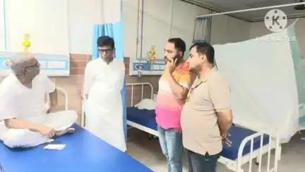 छपरा: प्रसिद्ध व्यवसायी पर पेट्रोल पंप से हमले के बाद भाजपा नेता सदर अस्पताल में मिलने पहुंचे