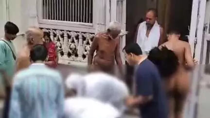 बड़वाह: आचार्य श्री 108 विशद सागर जी महाराज का बड़वाह में मंगल प्रवेश हुआ