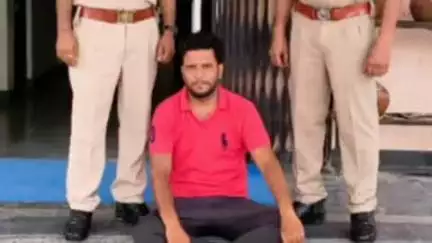 झुंझुनू: झुंझुनू की गुढ़ा गोडजी पुलिस ने अवैध देशी शराब के साथ एक व्यक्ति को किया गिरफ्तार