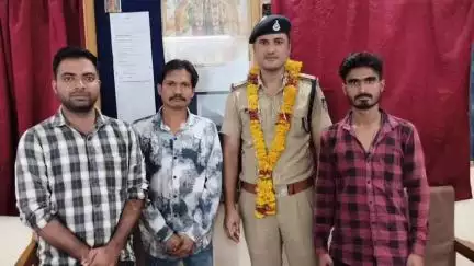 शिवपुरी नगर: सायबर सेल पुलिस ने M पॉकेट एप पर हिम्मतगढ निवासी के नाम लिए गए 7 फर्जी लोन कराए बंद, सिबिल प्रोफाइल से भी हटवाए