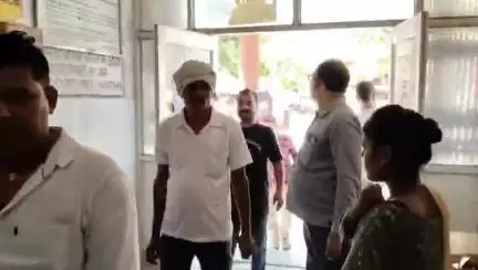 चरखारी: ड्रग एसोसिएशन चरखारी ने अस्पताल की अनियमितताओं को लेकर मुख्य चिकित्सा अधीक्षक को दिया शिकायती पत्र