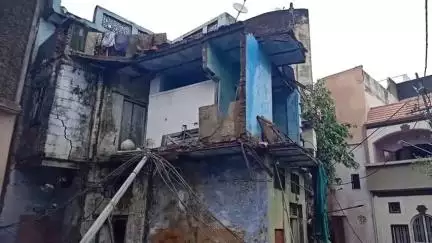 जबलपुर: तेज बारिश में बीती रात जर्जर मकान हुआ धराशायी!
