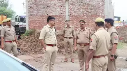 बड़ौत: किरठल गांव स्थित निर्माणाधीन पुलिस चौकी का SP बागपत ने किया आकस्मिक निरीक्षण, दिए आवश्यक निर्देश