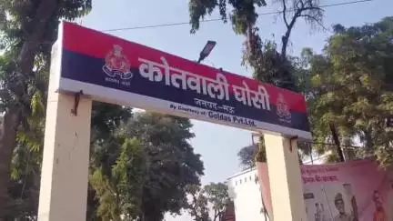घोसी: कुचहरा गाँव में आपसी रंजिश के चलते हुई मारपीट, आठ महिलाओं सहित दस लोगों के खिलाफ दर्ज हुआ केस