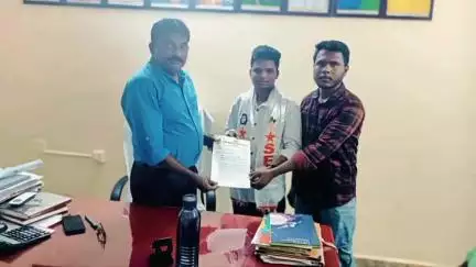 కడప: ప్రొద్దుటూరు పట్టణంలోని PACE కళాశాలను మూసివేయాలని R.I.O వెంకటసుబ్బయ్యకు ఎస్ఎఫ్ఐ జిల్లా అధ్యక్షుడు రాహుల్  వినతి