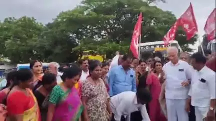 జూలూరుపాడు: ఇరాన్‌, ఇజ్రాయెల్‌ దాడులను ఖండిస్తూ వైరా నియోజకవర్గ వ్యాప్తంగా సీపీఎం నాయకుల నిరసన
