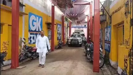 उचेहरा: उंचेहरा में धर्मशाला के समीप कांग्रेस कार्यकर्ताओं ने केंद्रीय पर्यवेक्षक अनिल चौधरी का किया स्वागत