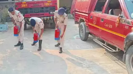 शिवहर: शिवहर अग्निशमन कार्यालय में स्टूडेज ड्रिल, आपातकाल से निपटने का किया गया अभ्यास