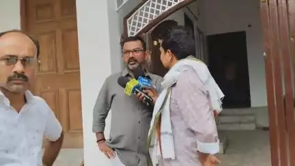 आरा: पावर स्टार पवन सिंह के घर हुई चोरी, लाखों के जेवर और राइफल के 30 गोली भी ले उड़ा गए, बड़े भाई रानू सिंह ने क्या कहा पवन