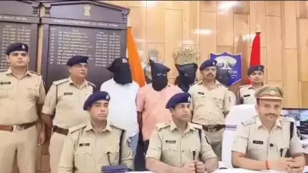 पटना ग्रामीण: अन्तर्राज्यीय कुख्यात अपराधी अजय वर्मा 3 साथियों के साथ दीघा थाना क्षेत्र से गिरफ्तार, पटना एसएसपी ने दी जानकारी