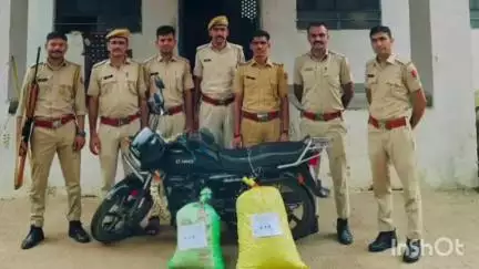 बड़गांव: उदयपुर जिले की पुलिस ने अवैध मादक पदार्थों के खिलाफ कार्रवाई, 16 किलो गांजा व मोटरसाइकिल किया ज़ब्त