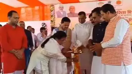 जगदीशपुर: सैंडिस कंपाउंड मैदान में दिव्यांगजन और वरिष्ठ नागरिकों के लिए सामाजिक अधिकारिता शिविर का आयोजन
