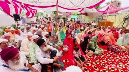 ਗੁਰਦਾਸਪੁਰ: ਗੁਰਦਾਸਪੁਰ ਹਲਕੇ ਦੇ ਪਿੰਡ ਭਗਵਾ ਵਿਖੇ ਧਾਰਮਿਕ ਸਮਾਗਮ ਵਿੱਚ ਪੰਜਾਬ ਹੈਲਥ ਸਿਸਟਮ ਦੇ ਚੇਅਰਮੈਨ ਰਮਨ ਬਹਲ ਨੇ ਕੀਤੀ ਸ਼ਿਰਕਤ