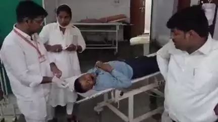 खलीलाबाद: कोतवाली क्षेत्र के बुधा कला के पास पेट्रोल पंप के निकट हाईवे पर 2 बाइक की टक्कर में 58 वर्षीय व्यक्ति घायल, इलाज जारी